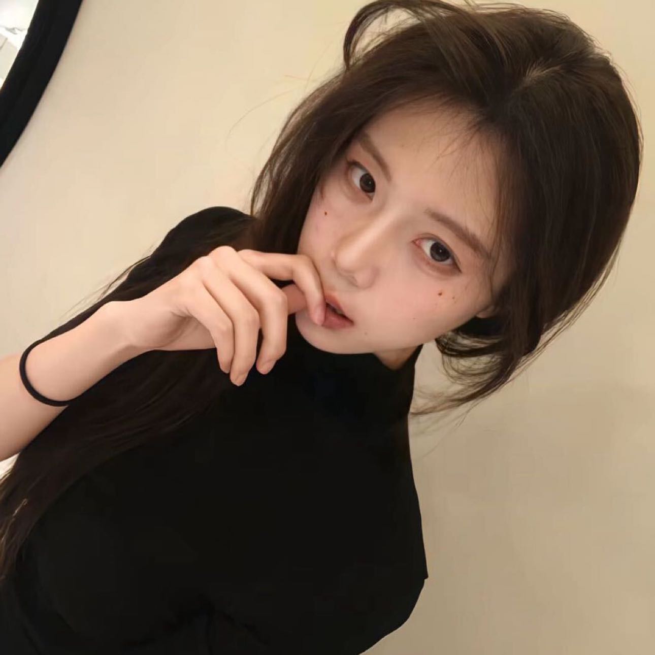 Bitcoin / ETH Afternoon Trading Suggestions (4/28)
Last week, short positions were set at 78,000 for Bitcoin and 2,330 for ETH. Last night, the market dropped as expected, with Bitcoin gaining 3,000 points and ETH securing a profit of 120 points.
Current support levels are strong, and in the afternoon, you can try a small long position:
• Bitcoin: Enter long at 76,000-76,500, target 77,000-77,500
• ETH: Enter long at 2,250-2,270, target 2,300-2,320
⚠ Market is constantly changing, the above is for reference only, trade at your own risk!
$BTC $ETH #白宫BTC储备公告 #美司法部不起诉加密开发者 