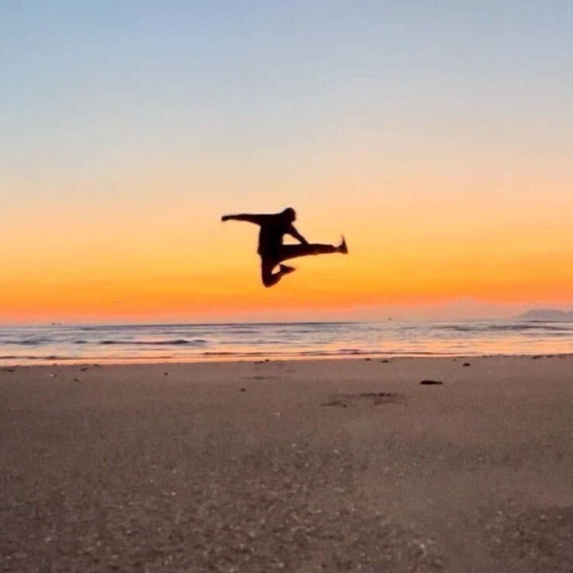 It's really disgusting. ETH guaranteed principal at 2930 dropped to 2928, and SOL guaranteed principal at 126.5 dropped to 126.39. Bloodsucking.