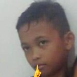 Daily crypto market movements 
Here’s a daily snapshot of crypto market movements (latest – March 2026) based on current news and data:
📊 Market Overview (Today)
Bitcoin (BTC): ~$70K–$71K
Ethereum (ETH): Slight gains (~$2K+ range)
Altcoins (XRP, etc.): Mixed performance
➡️ Market is volatile but holding key levels
🚀 Key Movements Today
Bitcoin reclaimed $70,000, showing short-term strength
However, trading volume dropped ~20%, signaling weaker momentum 
Overall crypto market is:
Slightly bullish short-term
But still fragile
⚖️ What’s Driving the Market
1. 🌍 Geopolitics (Major Impact)
Middle East tensions + ceasefire talks are affecting risk sentiment
Crypto acting partly like a safe-haven asset
But uncertainty = high volatility 
2. 🏛️ Regulation Pressure
New U.S. crypto bill (Clarity Act) causing concern
Possible ban on stablecoin yield rewards
This is:
Negative for DeFi
Creating uncertainty for investors 
3. 📉 Market Instability Signals
Recent drops below $70K triggered liquidations ($200M+) 
Price swings between:
~$68K (support)
~$71K+ (resistance)
4. 🏦 Institutional Activity
Big players entering market:
Example: Ethereum staking ETFs launching
This supports long-term bullish sentiment 
📉 Short-Term Trend
Sideways + volatile
Key levels:
Support: ~$68K
Resistance: ~$72K–$74K
➡️ Market currently in consolidation phase
📊 Overall Sentiment
🟢 Bullish factors:
Institutional adoption
BTC holding $70K
🔴 Bearish factors:
Regulation uncertainty
Weak volume
Geopolitical risk
👉 Result: Neutral (wait-and-see market)