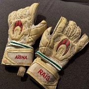 ● Can't it go lower anymore? The main force is deliberately accumulating liquidity! Will it start tonight and trigger a short-term reversal? ● Don't rush! Although the indicators have issued recovery signals, the structure is still ultimately bearish! ● DOGE, SOL, ZEC, XRP ●#btc  Bitcoin #تحليل  Bitcoin Market #PowellDovishRemarksReviveRateCutHopes [@Alexatrader](gt://mention/005bN3RBEfWWO4x9)