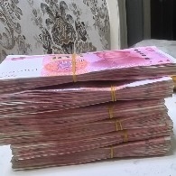 BTC long position concentration is decreasing, and whales are starting to close long positions. According to the liquidation map, the largest liquidation volume is concentrated below 90k, while above it is around 95k.
ETH and SOL long position concentration are also beginning to show divergence and signs of decline. Whales are leaning towards short positions, so be especially cautious!