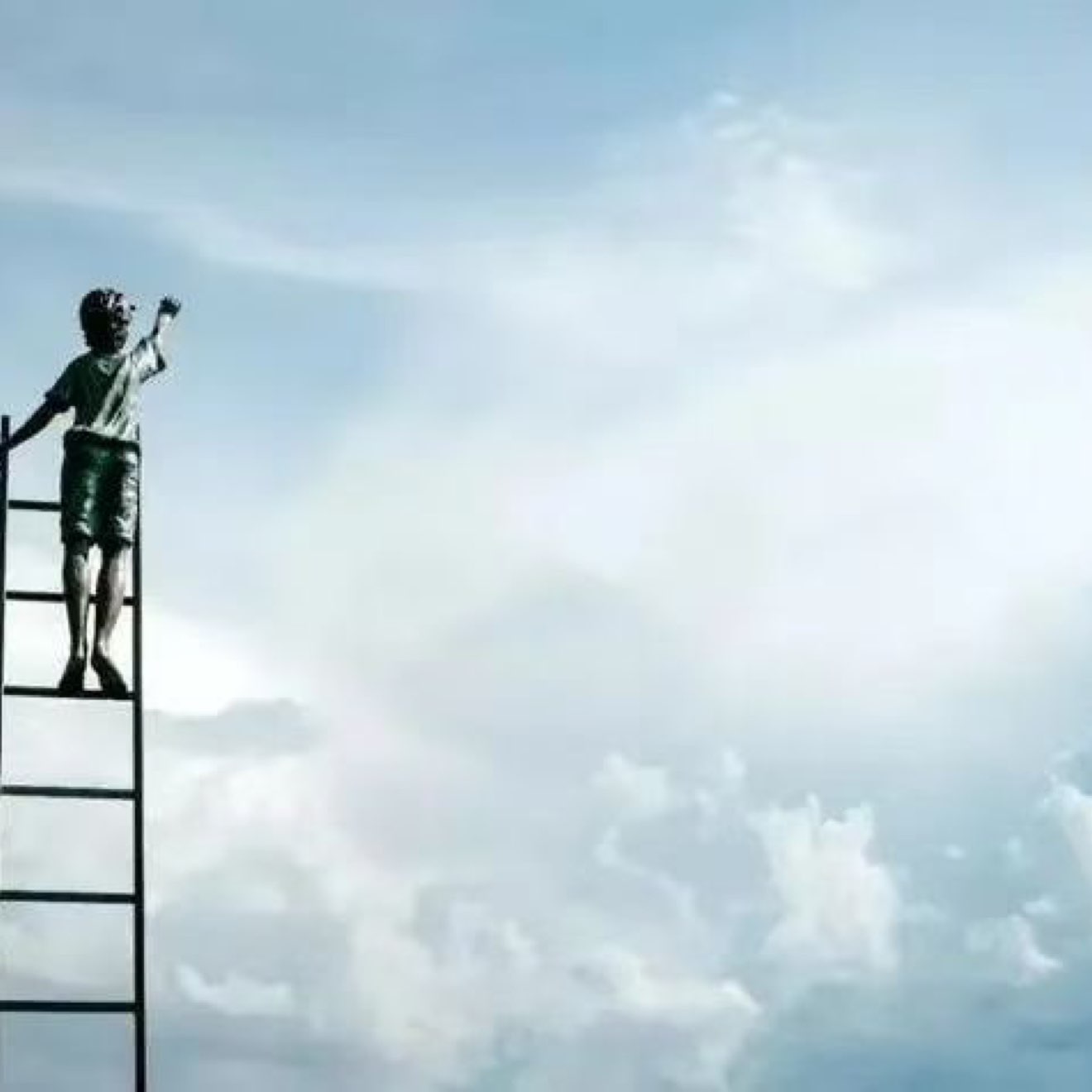 Someone commented on my last post asking me to share historical positions.
I'll stick with what I said in the previous comment:
ETH must reach 2400 first, then 2620 pullback, followed by continued rise. Screenshot and remember this post #ETH