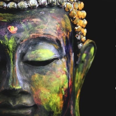 $XRP structure turning weak!
If you look closely, XRP has already slipped below its rising support line and is now hovering under 1.450. That’s usually an early warning that buyers are losing control.
We’re back inside the old range, and unless price reclaims 1.452–1.465, upside looks limited. Every bounce into that zone could face selling pressure.
If 1.4236 gives way, expect a move toward 1.387 next.
For now, bulls need a strong reclaim, otherwise, momentum favours the downside.
#XRP #CryptoSignal