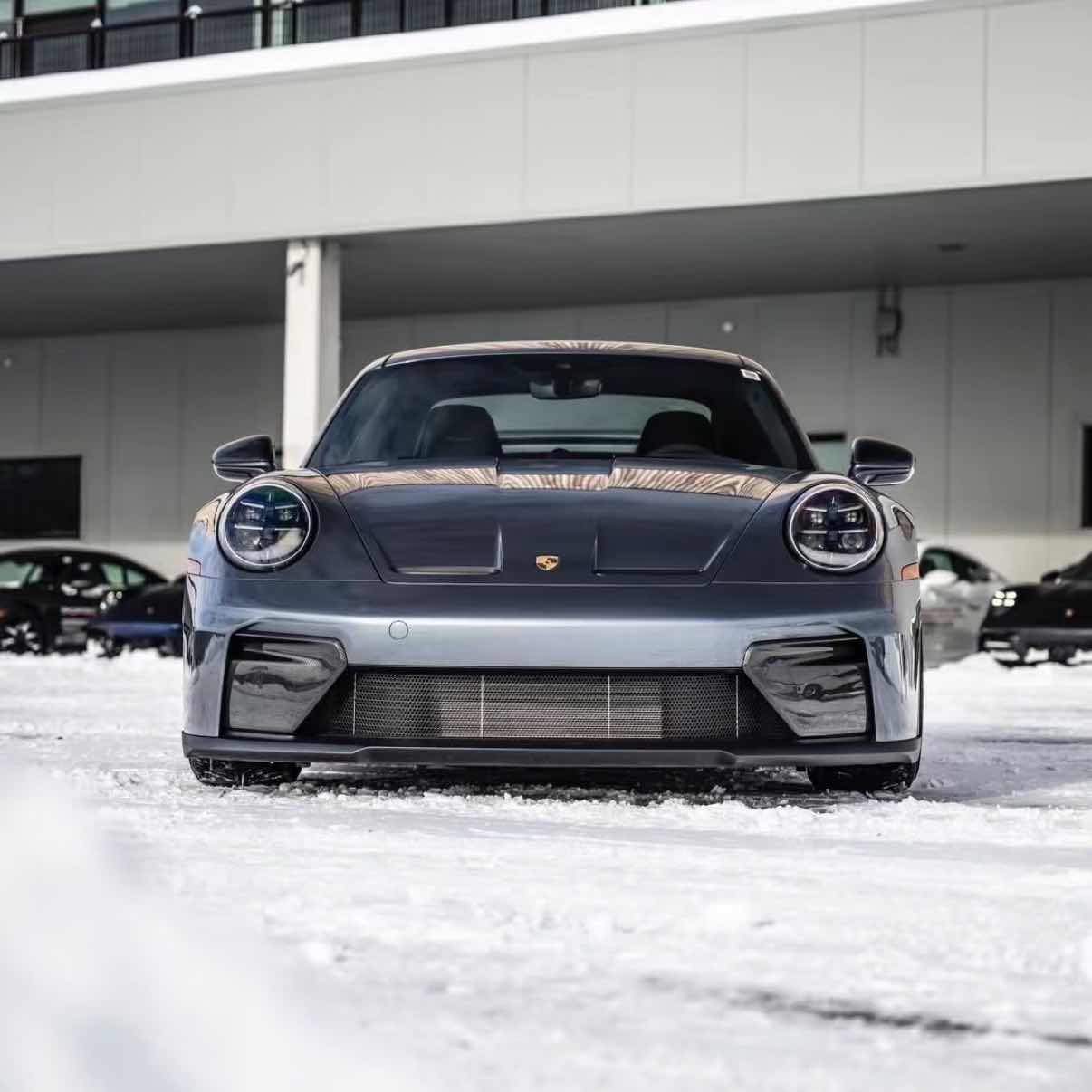 1. Consensus and Ecosystem Continually Marginalized, Long-term Value Support Weak
As a Bitcoin fork, BCH's core positioning is "large blocks, low-fee payment coin," but it faces long-term issues of consensus loss and ecosystem shrinkage. On-chain activity, developer numbers, and application adoption are far below mainstream assets like BTC and ETH. Market share continues to decline, accounting for only about 0.38% of the crypto market. Lacking essential use cases and long-term capital accumulation, its price is easily influenced by market sentiment, making independent upward movement difficult.
2. Hash Power and Security Disadvantages, Black Swan Risks Suppress Valuation
BCH uses PoW but has only a small fraction of BTC's total hash power. Risks of 51% attacks and double spending are significantly higher, with security far below leading coins. If market panic spreads, hash power fleeing will further weaken network security, becoming a bearish logic that suppresses valuation potential.
3. Capital Siphoning Effect, Passive Follower, Not Leading
Crypto market funds are highly concentrated in BTC, ETH, and main Layer2 solutions. BCH is a fringe asset lacking institutional investment and long-term holdings. During market pullbacks, funds tend to withdraw from BCH for safety, causing its decline to be steeper than the market. During rebounds, its rebound strength is weak and short-lived, showing a "fast down, slow up" pattern, suitable for short-term bearish strategies.
4. Technical Weakness, Key Support Easily Broken
As of February 2026, BCH's technical outlook shows clear bearish signals: price remains below key moving averages, RSI in weak zone, MACD divergence persists. The core support levels of $560–$570 have been repeatedly pressured. Once broken, it can trigger stop-loss and automated sell-offs, causing rapid drops below $550 and $520, with a clear short-term downtrend.
5. Derivatives Leverage Crowded, Bearish Win Rate Temporarily High
Open interest in BCH derivatives is high, with retail longs heavily leveraged. Market sentiment is optimistic but lacks fundamentals support. Small price declines can trigger chain reactions of long liquidations, accelerating price drops and creating a "stampede" effect, providing profit opportunities for short sellers.
II. Core Catalysts for Shorting BCH (Potential Bearish Factors)
1. Global Regulatory Tightening
Countries are increasing regulation on cryptocurrencies, especially PoW coins and non-mainstream forks. This will directly reduce BCH liquidity and trading demand, accelerating price declines.
2. Systemic Market Risks
If Bitcoin breaks key support levels or US stocks and crypto markets weaken together, BCH, as a high-volatility fringe asset, will lead declines, falling much more than mainstream coins.
3. Lack of Fundamental Progress
BCH's technological upgrades, ecosystem development, and partnerships are below expectations. No new applications, institutional collaborations, or capital inflows, leading to a lack of valuation support and continued price decline.
III. Critical Risks of Shorting BCH (Must Be Cautious)
1. Policy and Legal Risks (Highest Priority)
China fully bans virtual currency trading, derivatives, and shorting activities. Participating in overseas platforms risks fund withdrawal issues, platform shutdowns, account freezes, and legal liabilities. Capital safety is not guaranteed.
2. Unlimited Loss Risk, High Probability of Liquidation
Shorting has limited gains but unlimited losses. BCH's volatility and sudden positive news (forks, partnerships, market rebounds) can trigger short squeezes, causing rapid price surges and high leverage liquidations, wiping out capital.
3. Liquidity Risks, Slippage, and Price Gaps
BCH's depth is much lower than BTC, with thin order books and low trading volume. Short positions may face large slippage during closing. Market "price gaps" can trigger forced liquidations, leading to passive losses.
4. Funding Rates and Holding Costs
Perpetual contracts require continuous funding payments. Long-term holding erodes profits, and even if the direction is correct, holding costs can turn gains into losses.
IV. Rational Perspective: Not Recommended to Short BCH
1. Non-mainstream coins are highly volatile and easily manipulated; retail shorting success rates are very low.
2. High leverage + high volatility + low liquidity + policy risks make it essentially speculative gambling rather than rational investing.
3. China's regulations explicitly prohibit participation; engaging in such activities is illegal, with no legal protection for assets or personal rights.
Summary
From market structure, fundamentals, and technical analysis, there is a clear short-term shorting logic for BCH. Its fringe asset status, consensus loss, weak hash power, and crowded leverage are core bearish reasons. However, policy risks, unlimited loss potential, and liquidity risks outweigh potential gains, making it unnecessary for ordinary investors to participate.
Reiterating: Cryptocurrency trading is not legally protected. Do not engage in any illegal virtual currency buying, selling, derivatives, or shorting activities. Stay compliant, avoid crypto speculation.
I can help you condense this shorting logic into a one-page key points summary for quick reference. Would you like that?