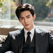 🔥 8-Year Crypto Veteran Breaks Down: 38-Year-Old 8-Figure Account Built on This "Simple Method"!
People always ask: Can you really succeed in crypto?
I answer with 8 years of experience: 2022-2024, account broke 8 figures, locked in profits over 60 million!
Not insider knowledge, not luck, but my "343 Phase Investment Method" – the core logic behind surviving 7 bull-bear cycles!
✅ 30% Position Test: Invest only 36K out of 120K, lock risk, stabilize mindset, stay calm and patient;
✅ 40% Position Build-up: Buy 10% dip every 10% drop, lower cost base, turn passive into active;
✅ 30% Position Decisive Heavy: Execute when trend is clear, no chasing highs or catching falling knives, maximize gains!
The hardest thing in crypto isn't technique – it's discipline!
Don't be greedy on rallies, don't fear crashes. Use discipline to exchange for long-term returns.
I'm Ren Jun, specializing in Ethereum, Bitcoin, and altcoin futures positioning. My team has openings – let me help you master bull-bear cycles and go from retail trader to winner!