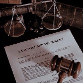 SOL Analysis
The price is facing strong resistance at 88. Breaking through this level and stabilizing above it is key to reaching the psychological levels at 95 and then 100$. Current support is concentrated at 85$ and 82$. Breaking the latter could bring us back to test the 80$ level. The indicators are tilting toward neutrality with a decline in momentum.
$SOL  