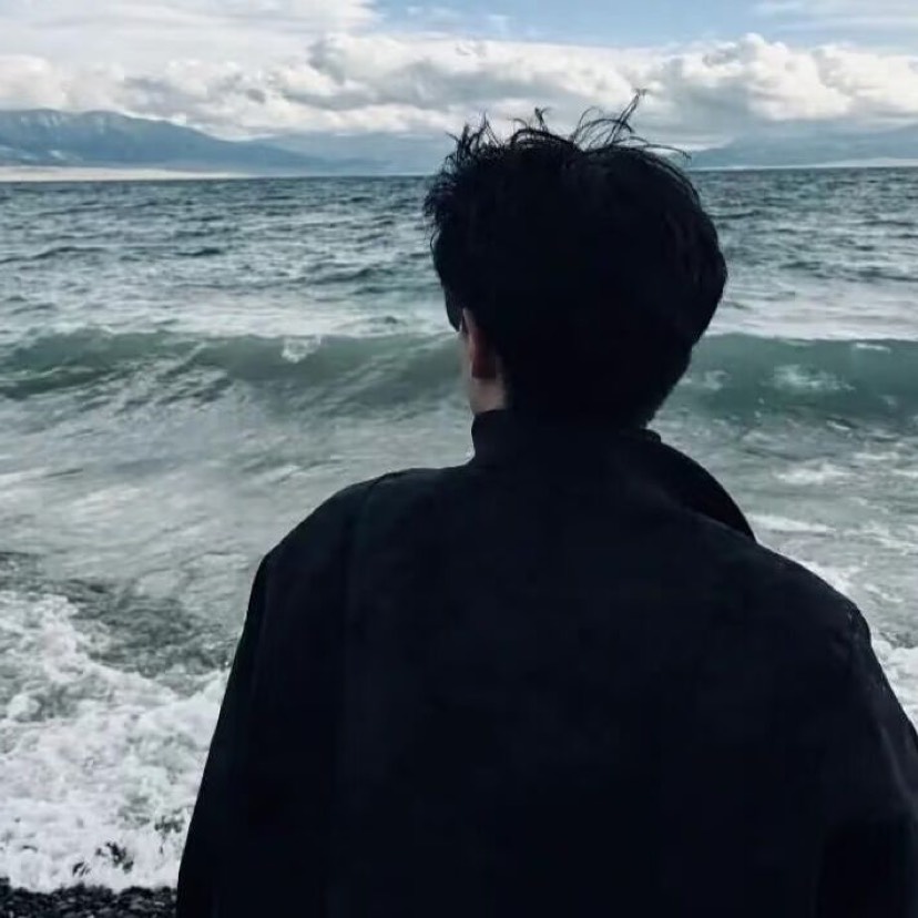 After withdrawing, I left 10,000 and continued to trade. I slept all day today. I finally feel much better. When I woke up and checked my phone, I saw many friend requests in the friends list, and I responded to each one. I also want to thank my fans for their support here. In the evening, I went out with friends to get a foot massage to relax. Later, we will continue to play music and dance. I won't explain to each new fan who follows me individually anymore. #Gate2025年度报告 #加密市场开年反弹 #我的2026第一条帖 