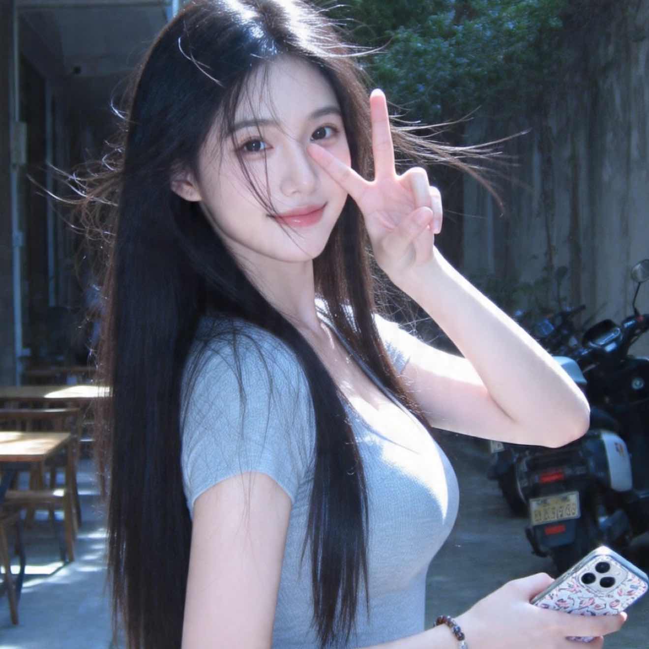 ChenChenIsLeadingTheOrder.