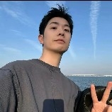 $ETH  The market is currently sideways with no clear bull or bear direction after consolidating for a day. I see most people are bearish, so is it possible for the dog whale to operate in reverse?🤔