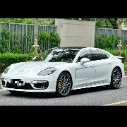 BTC is currently in a key consolidation phase after a strong breakout:
Bullish perspective: Volume breakout above $77,000, moving averages in a bullish alignment, institutional funds continuously flowing in, traditional financial giants entering the market. Short-term targets are first set at $78,000–$80,000, with a breakout potentially pushing toward $87,000.
Bearish perspective: Daily CCI/WR overbought + MACD bearish divergence, short-term correction needed. If unable to hold above $77,000, a pullback to $75,300 or even $74,500 may occur.
Trading suggestion: Short-term bullish dominance, but caution is advised when chasing highs. Long positions can set stop-loss below $75,300; if volume breaks above $78,320, consider adding to positions; in case of a pullback, stabilization in the $76,000–$77,000 range may present a low-entry opportunity.