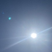 Crypto enthusiasts want to lose less and earn more. Remember these 8 tips; personally, I think they are 100 times more useful than blindly messing around:
1. Only use idle funds, no all-in
2. Only trade mainstream coins, avoid shitcoins and aircoins
3. Only use top-tier platforms, stay away from fly-by-night exchanges
4. Don’t chase pumps or panic sell, don’t follow calls in groups
5. Buy in batches, keep a light position to test the waters
6. Always set stop-losses on every trade, admit mistakes and cut losses
7. Take profits and cash out, don’t be greedy for the last dollar
8. Learn first, then invest; don’t do anything you don’t understand
Remember: survive first, then talk about making money!!! #小白 #比特币重回跌势 $BTC $ETH 