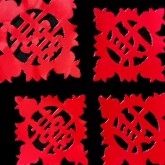 Crypto Circle Wants to Break Through or Even Get Rich? Merely Knowing Technology Is Not Enough! You Must First Upgrade These Five Ways of Thinking!
📈
There are always people who think that making money in the crypto world is just about watching K-lines, following hot topics, and gambling on luck. But why do most people still miss out during bull markets and get caught in bear markets? The problem may not be the market itself, but your thinking dimension.
Too many are accustomed to “single-line thinking”: believing that studying whitepapers can yield hundredfold returns, thinking that following big influencers guarantees peace of mind. But the reality of the crypto world is a multi-dimensional survival game. If you only focus on the immediate ups and downs, you are ultimately just a pawn in someone else’s chess game.
Want to avoid being eliminated in turbulent times or even become a rule-maker? These five ways of thinking are the cognitive foundations you must reconstruct.
🔥 1. Economic Thinking: Understand the Essence of “Value Flow”
Crypto is not just about trading coins. The core of economic thinking is understanding how capital gathers, transfers, and redistributes. You need to see clearly:
· Who is injecting liquidity behind a project’s valuation?
· How is market sentiment manufactured and exploited?
· Are you earning money from trends, or just providing “exit liquidity” for others?
Wealth has always rewarded deep cognition, not operational frequency.
🧠 2. Political Thinking: Understand the Underlying “Rules and Power”
Behind every project and every market cycle, there is a complex power network:
· Who is setting industry rules? Who is influencing regulatory trends?
· In community governance, who actually holds voting rights?
· Is the so-called “consensus” driven by narratives pushed by a minority?
If you can’t see the power dynamics clearly, even accumulated wealth can be wiped out in an instant.
📜 3. Historical Thinking: Find “Repetitive Scripts” in Cycles
There are no new things in crypto. Historical thinking allows you to step out of current panic or euphoria and see:
· How human greed and fear cycle with each bull and bear transition?
· What astonishing similarities exist between past crashes and explosions?
· Are new technological narratives repeating the early bubble paths of the internet?
Understanding history means understanding the possibilities for the next three years.
⚖️ 4. Philosophical Thinking: Maintain “Inner Order” Amidst Volatility
Crypto can make you rich overnight or wipe you out overnight. Without a solid spiritual foundation, it’s easy to lose yourself in extreme market conditions:
· Are you investing in value or someone’s dreams?
· When the market becomes irrational, what do you rely on to make decisions?
· How do you stay sober-minded about huge gains or losses?
Philosophy won’t directly make you money, but it will keep you knowing who you are amid the storm.
⚔️ 5. Military Thinking: Learn “Strategy and Decisive Battle” in the Game
Crypto is a silent battlefield. Military thinking teaches you:
· How to allocate positions to balance offense and defense? (Logistics and formation)
· When should you go all-in, and when must you cut losses decisively? (Decisive battle and retreat)
· How to identify “smoke screens” versus real signals in the market? (Intelligence and deception)
Here, emotions are the biggest enemy, and discipline is the final moat.
---
💎 These five ways of thinking build a three-dimensional and resilient cognitive system:
· When facing a new project, economic thinking helps analyze the model, political thinking helps understand the background, historical thinking helps predict cycles, philosophical thinking helps strengthen beliefs, and military thinking helps execute strategies.
Many people always ask: “Do ordinary people need to understand so much?”
Precisely because you are an ordinary person, with limited trial-and-error costs, you need high-level thinking to hedge risks. This world has always been about high-dimensional cognition harvesting low-dimensional effort.
When you start re-examining the market with these five perspectives:
· You will see the human game behind K-lines;
· You will understand the long-term intentions behind policies;
· You will stay calm amid euphoria and see opportunities in despair.
True freedom is not wealth skyrocketing, but cognitive breakthrough. These five ways of thinking are your most solid weapons for breaking through.
---
If you find this inspiring, feel free to share it with more friends exploring in the crypto world. Follow me, and let’s upgrade our thinking together to navigate through bull and bear markets. #周末行情分析 $BTC 