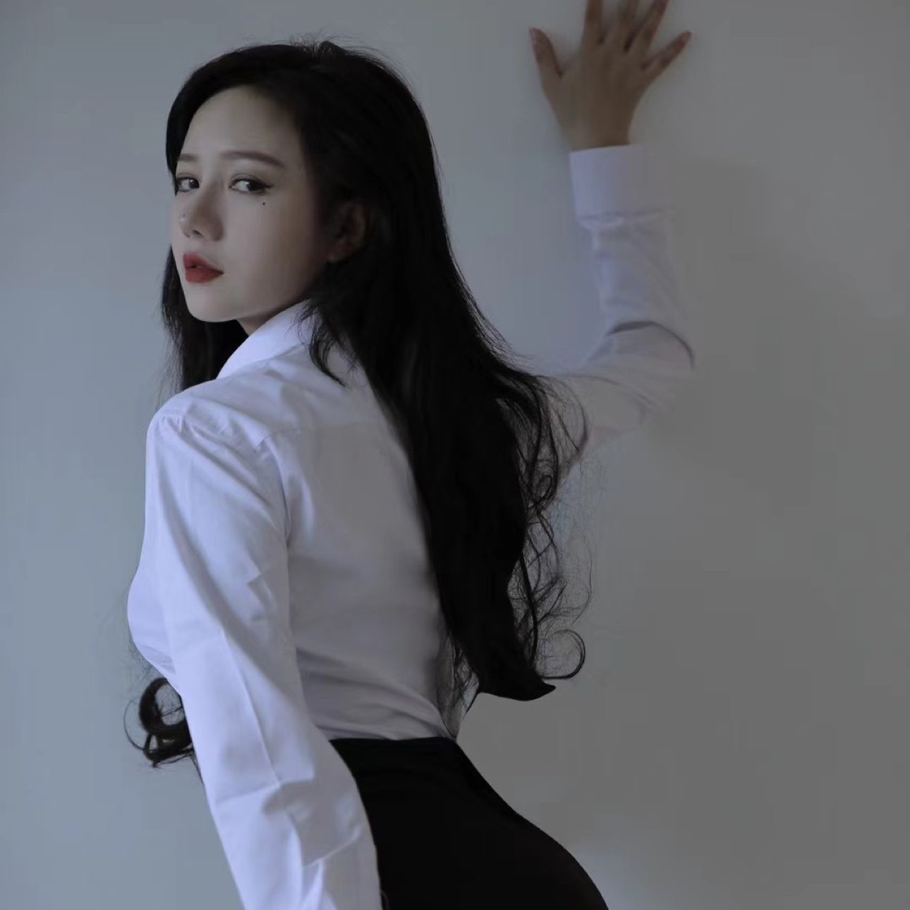 April 3rd ETH Trading Plan
Limit Buy: 1,985
Stop Loss: 1,953
Take Profit 1: 2,050
Take Profit 2: 2,090
Limit Sell: 2,115
Stop Loss: 2,155
Take Profit 1: 2,050
Take Profit 2: 2,010
————————————————————————
For personal order record and strategy sharing only, not trading advice.
Trading principle: Only act at liquidity extremes, with stop loss in place. Market risk is high, trade at your own pace.